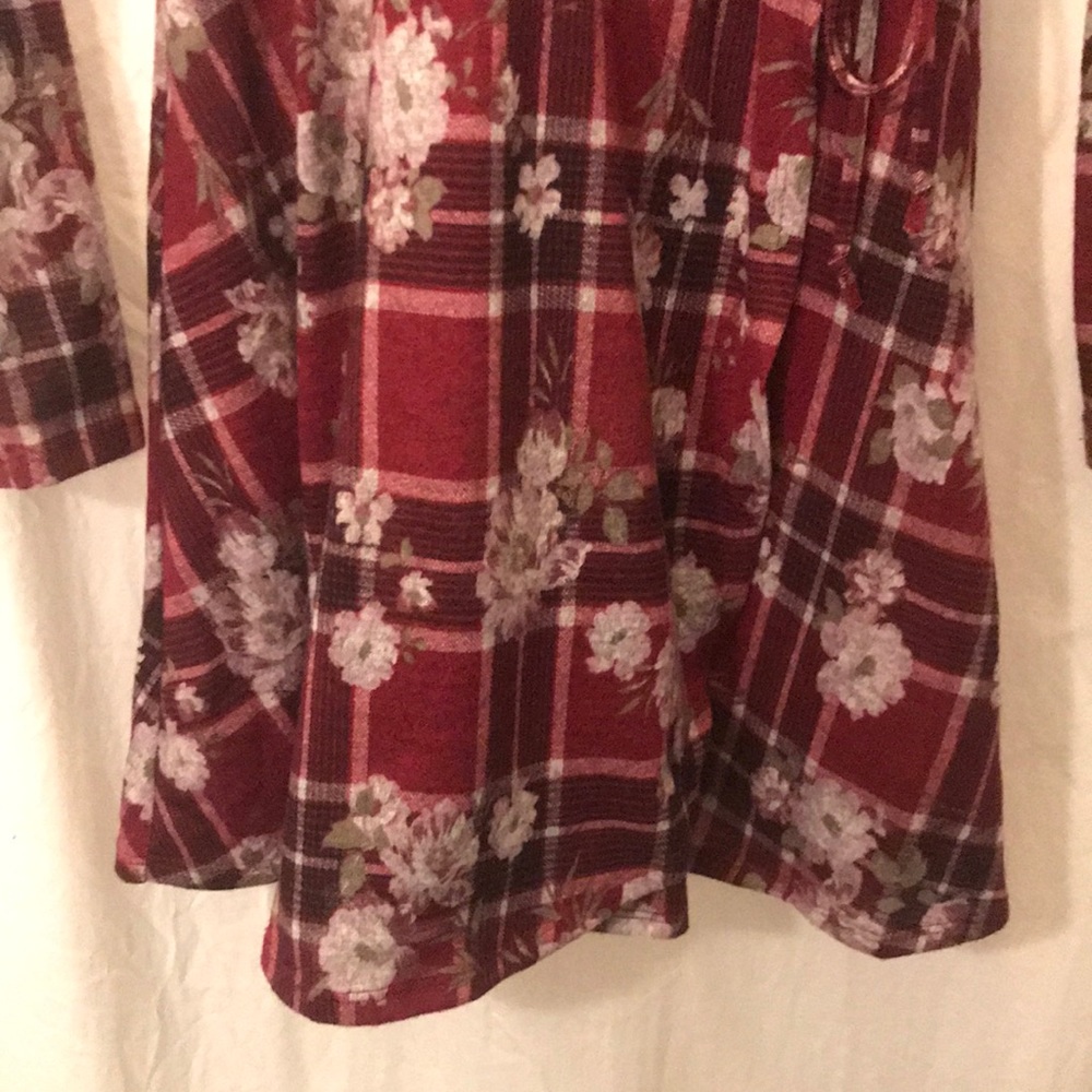 NWOT No Comment Long Sleeve Wrap Dress - Picture 7 of 8